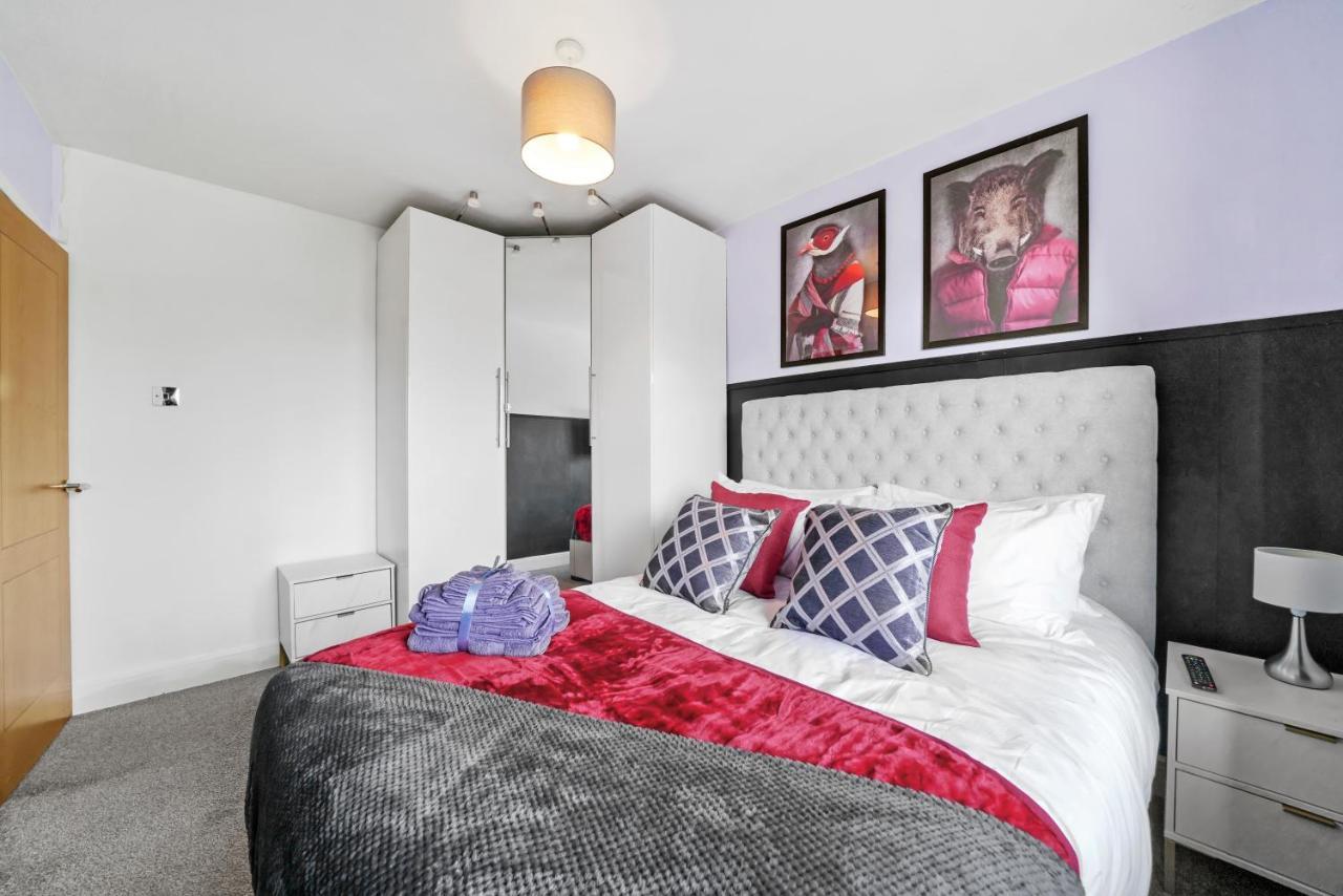The Stylish Warwick Abode - Balcony - Garden Villa Leek Wootton ภายนอก รูปภาพ