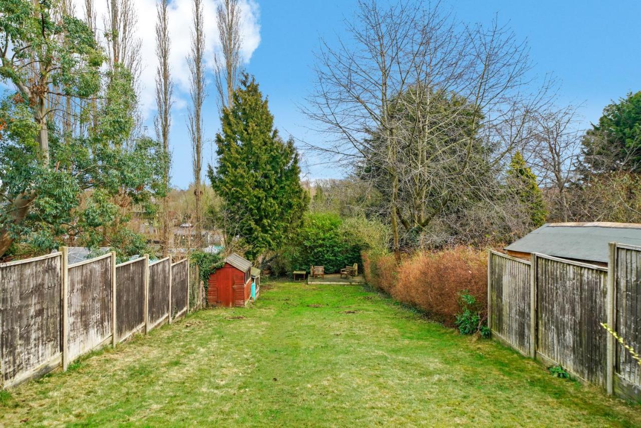 The Stylish Warwick Abode - Balcony - Garden Villa Leek Wootton ภายนอก รูปภาพ